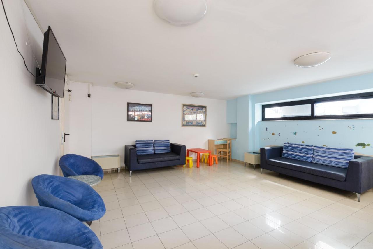 Hotel Clipper Каттолика Экстерьер фото