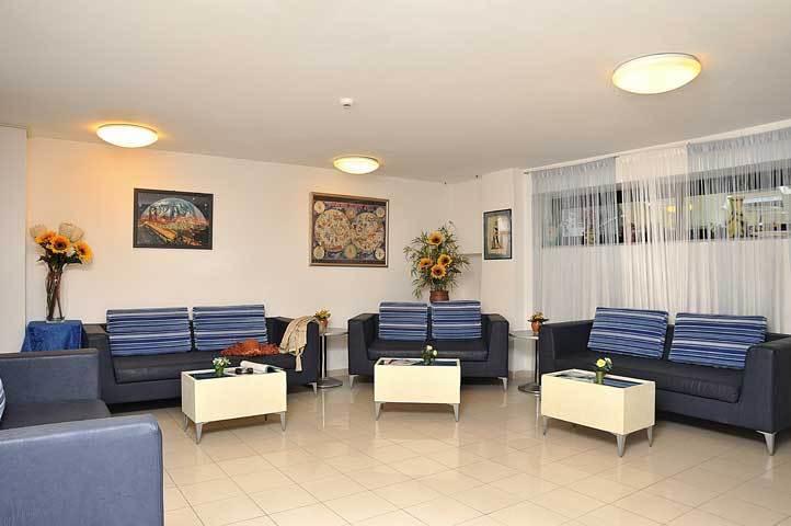 Hotel Clipper Каттолика Экстерьер фото